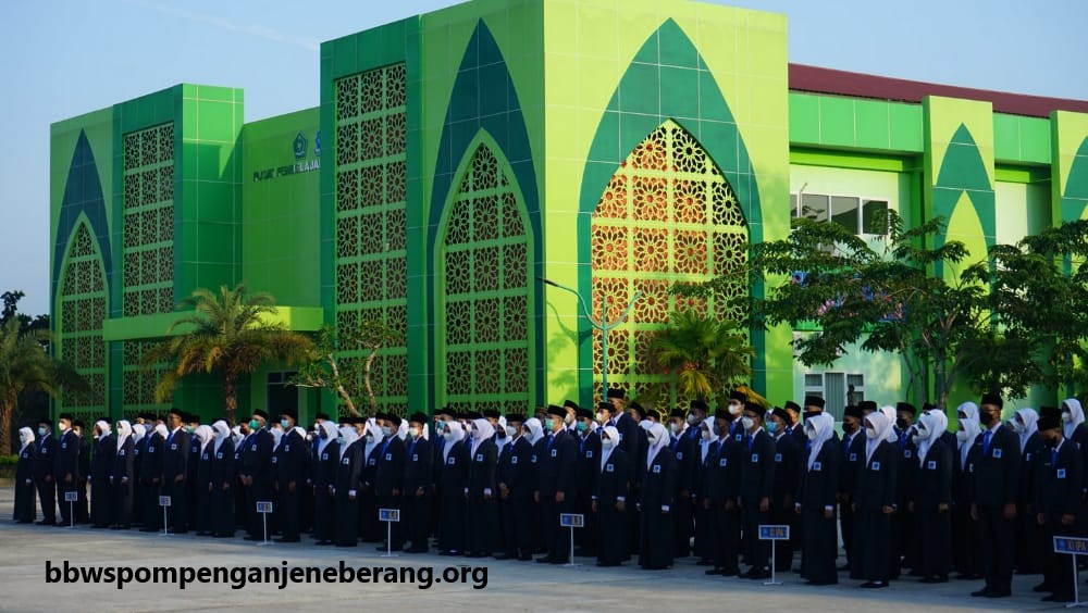 Daftar 10 Madrasah Aliyah Terbak di Indonesia Menurut LTMPT